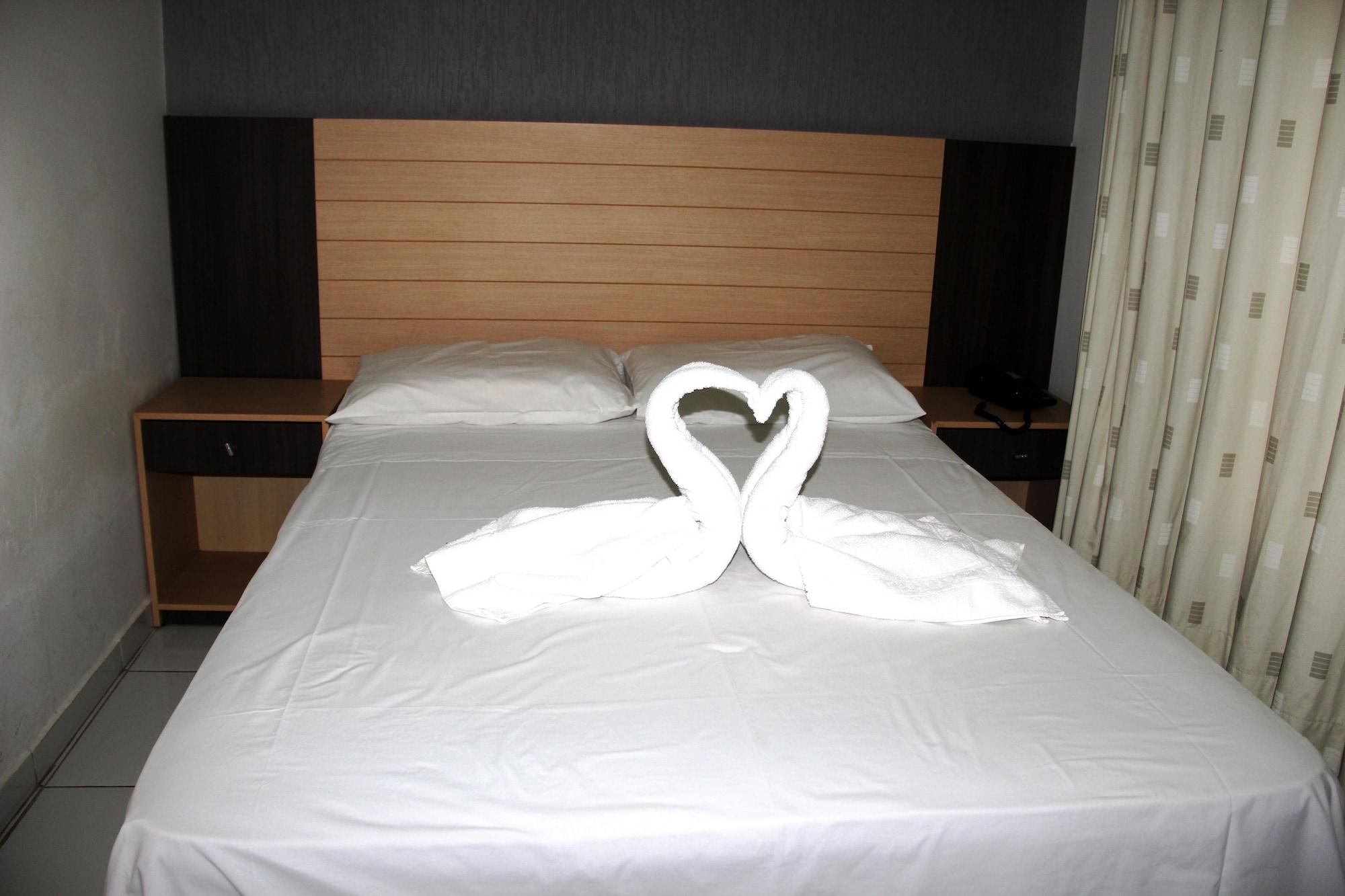 פוז דו איגואסו Muffato Plaza Hotel מראה חיצוני תמונה