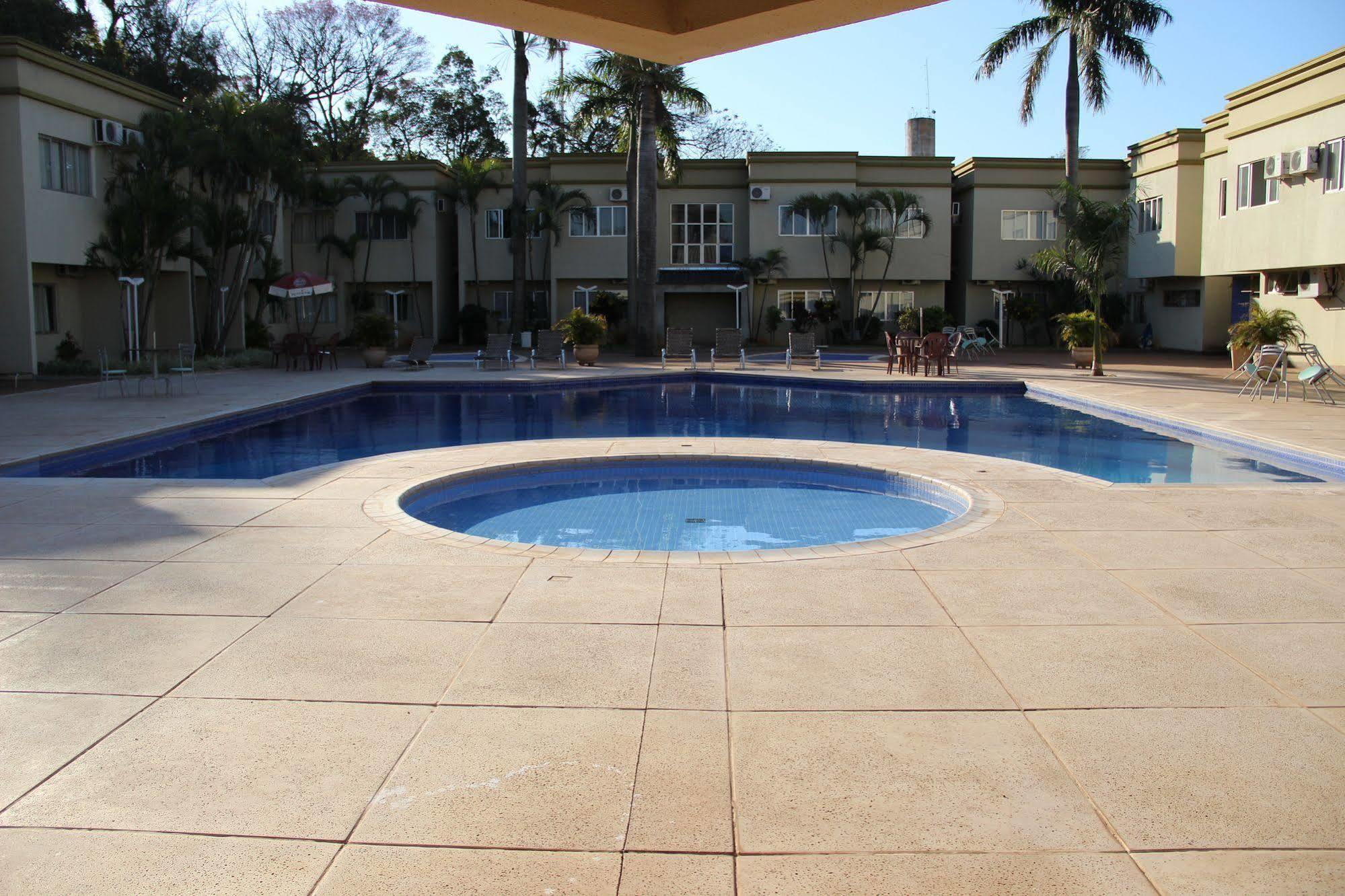 פוז דו איגואסו Muffato Plaza Hotel מראה חיצוני תמונה